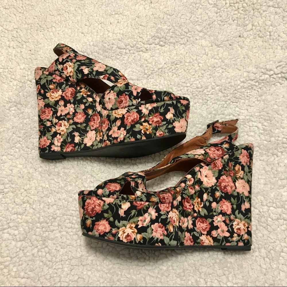 Jeffrey Campbell Mariel floral wedge sandal 🌸